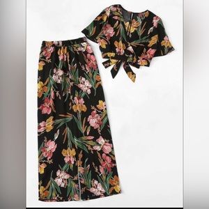 Foral two piece outfit